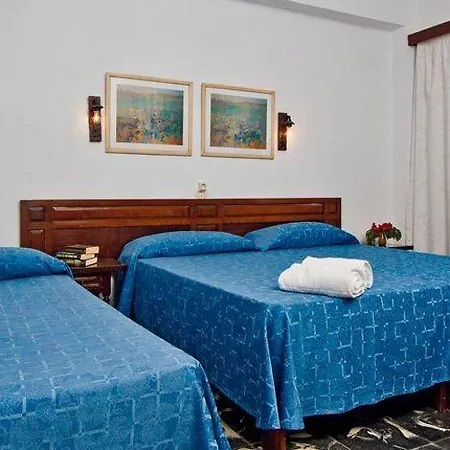 Boutique Oriola Hotel 3*