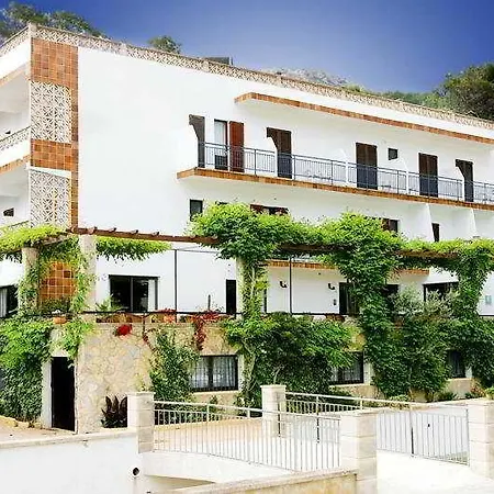 Boutique Oriola 3* Cala de Sant Vicenc